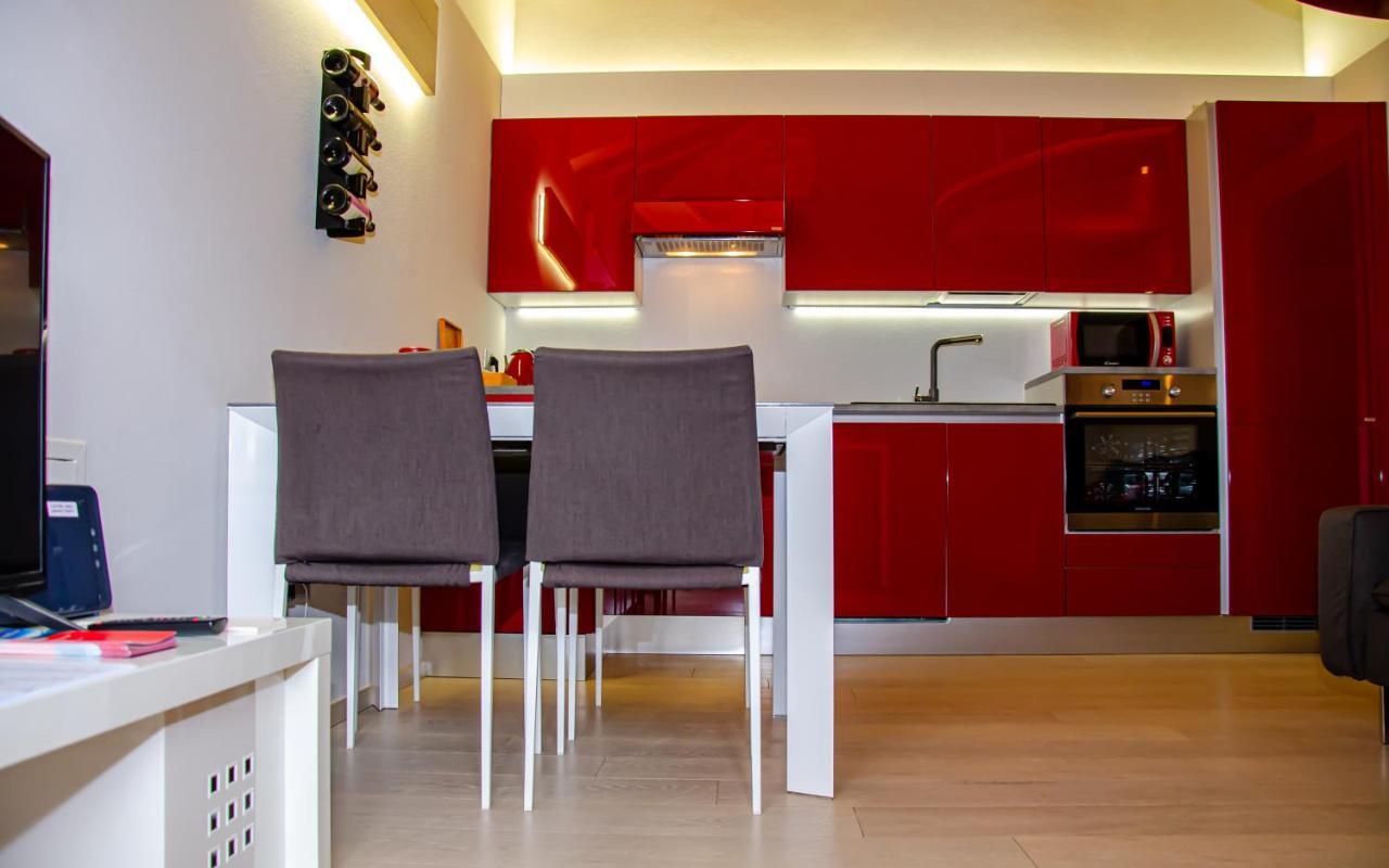 Holiday House Viola Tirano Dış mekan fotoğraf