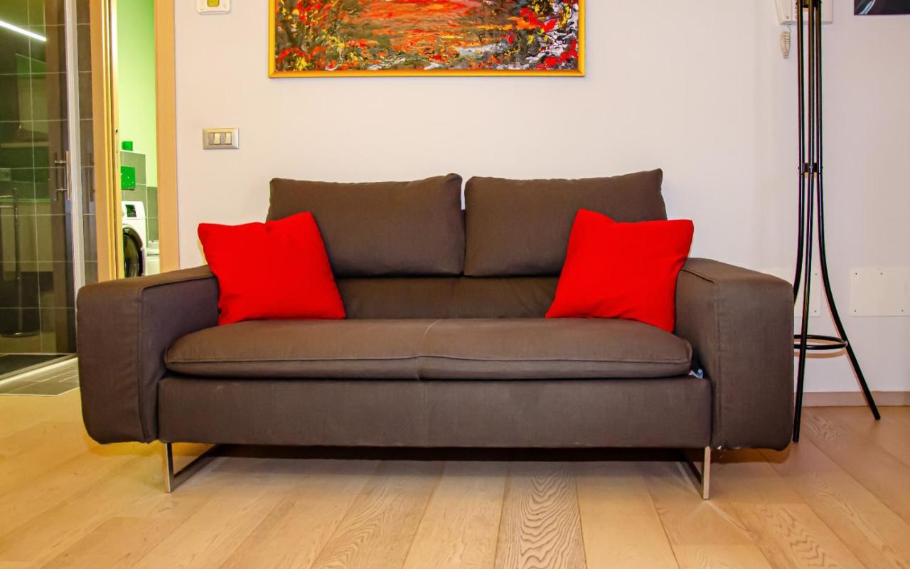 Holiday House Viola Tirano Dış mekan fotoğraf